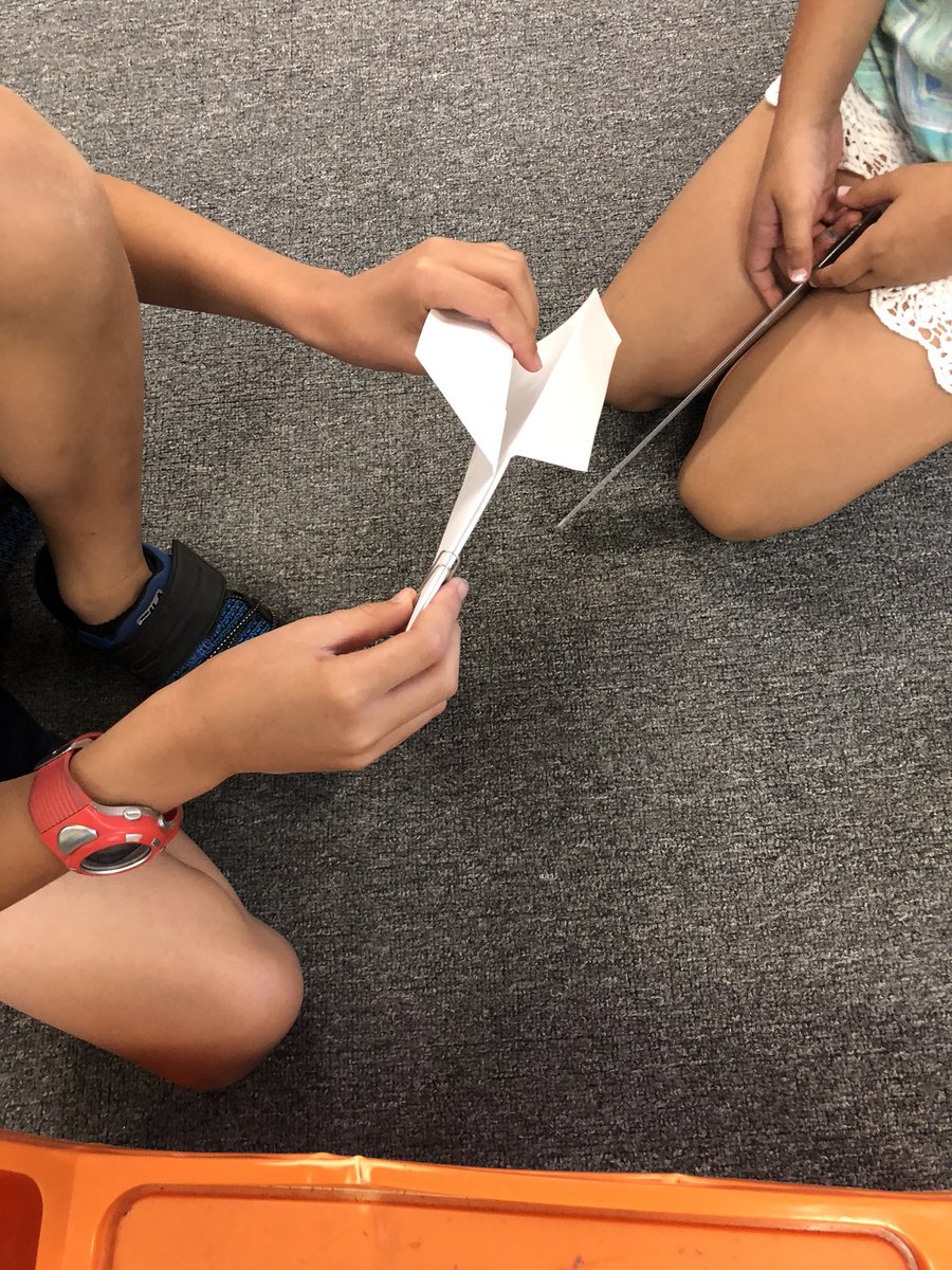 ashr317's tweet photo. Putting our ✈️ knowledge to work #LearningisFUN #HoffmannInspired @NISDHoffmann #NISDInspired @NISD https://t.co/fFgscLBrvB