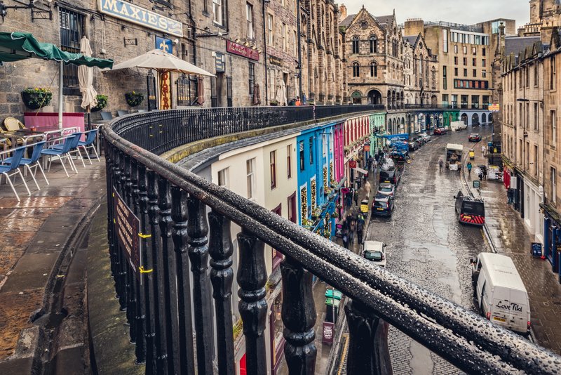 flyhotelroom's tweet photo. Top 10 Instagram spots in Edinburgh for the perfect photo op #beautifulcity #bestInstagram #Edinburgh #Instagramspots #LucyDodsworth #medievalstreets #photoopportunity #TravelHack https://t.co/uNLQl4D8TP https://t.co/DE5um8iYp2