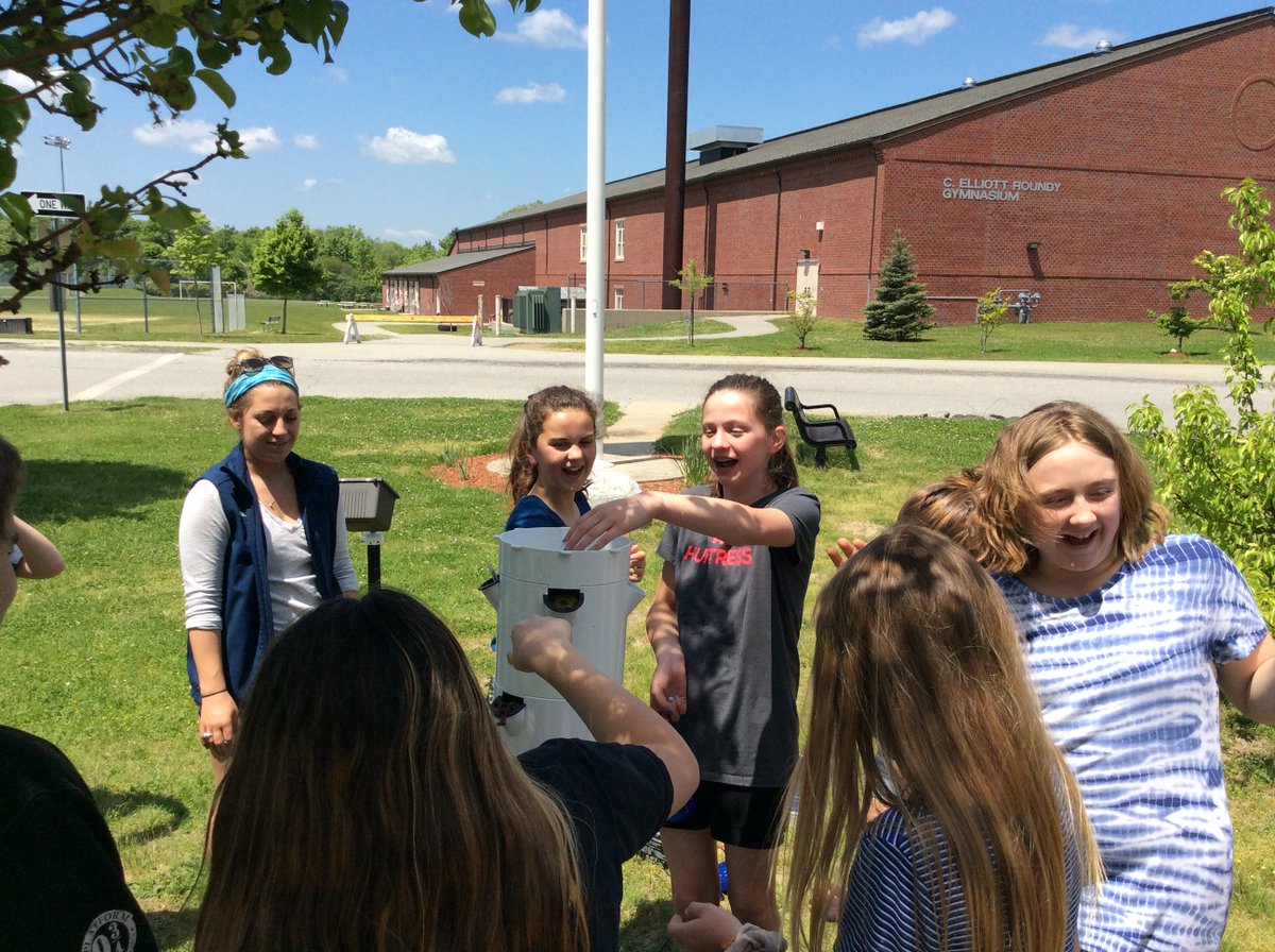 ColbyIMS's tweet image. IMS grade 6 STEAM class exploring solar energy and hydroponics.  We will see how our garden grows this summer.  @revisionsolar @Changeissimple1 @SenechalSci124 #IMSSTEAM