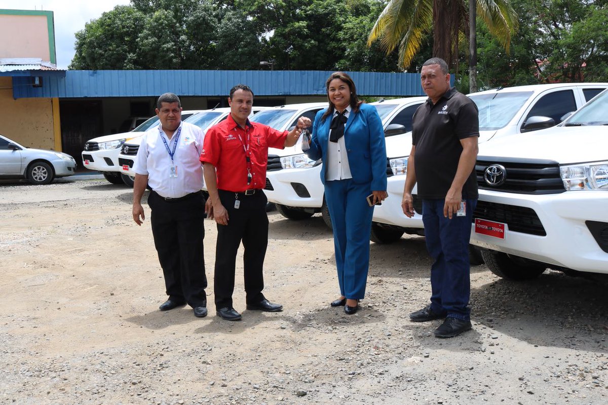 InadehOficial's tweet image. INADEH recibe 7 autos modelo pick-up. Seguimos ampliando y renovando nuestra flota.#UnMejorInadeh