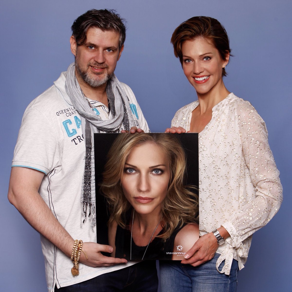 starcontinuum's tweet image. Was soooo cool to meet the beautiful @trutriciahelfer at @FedCon again... 💞 bugs... had no equipment for another shoot with short hair... 🙈