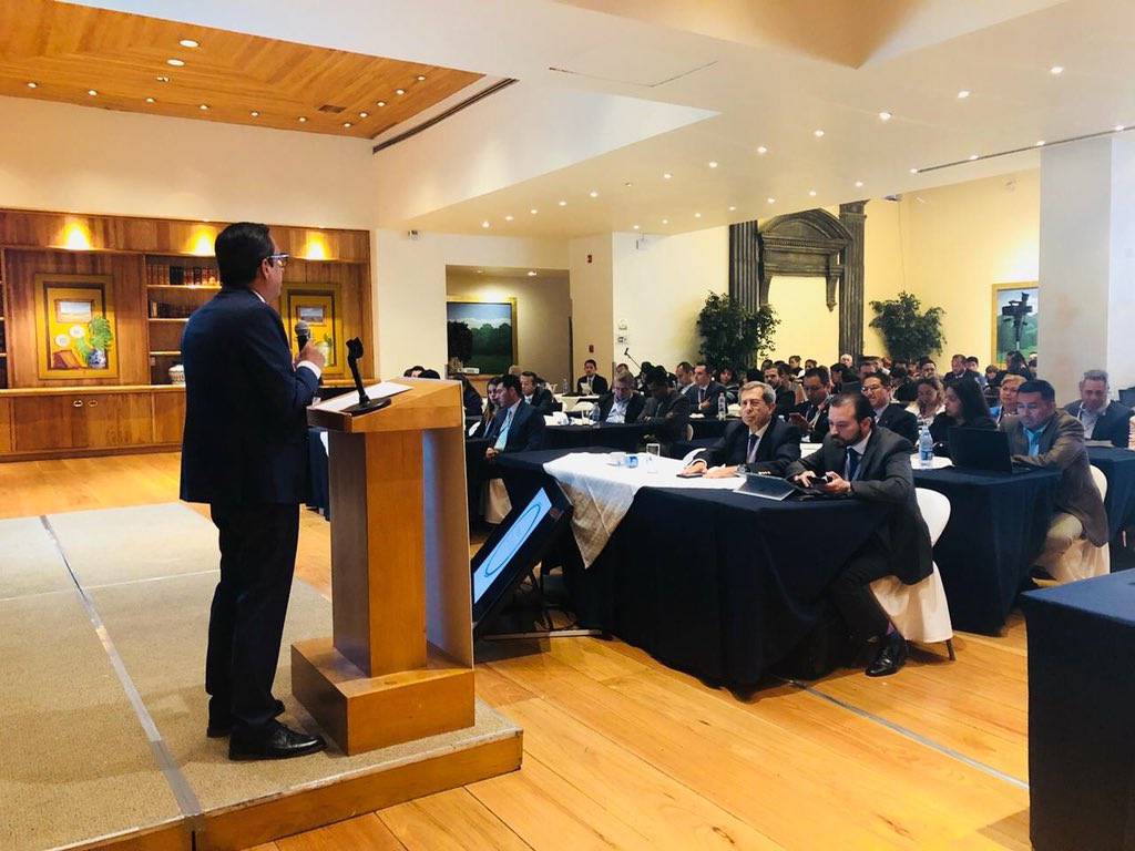 La transformación digital de los servicios fiscales está cimentanda en la confianza entre contribuyentes y autoridad. 

Presentamos en el #ForoConexión 2018 el libro "Servicios Fiscales Digitales: Evolución".