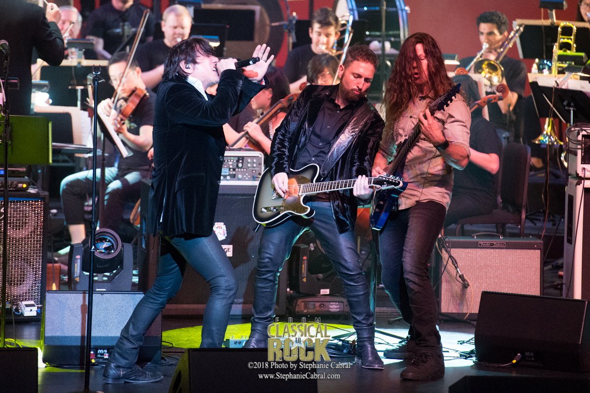 The 3 amigos of #MiljenkoMatijevic #MontePittman #ChrisBroderick performing at the From Classical to Rock concert at the #IrvineBarclayTheater #OCMD #Steelheart #ActofDefiance #Madonna
#FromClassicalToRock orchestra and choir conducted by #RogerKalia 📸 #StephanieCabral