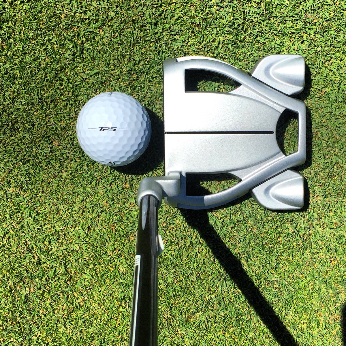 jamescolindavis's tweet image. Met Shawn Perno from TaylorMade at Elmridge this morning for a little lunch and a chat about putters. Thanks to the pro shop staff at Elmridge for being so accommodating. #RedBeardGolf #LivingTheDream