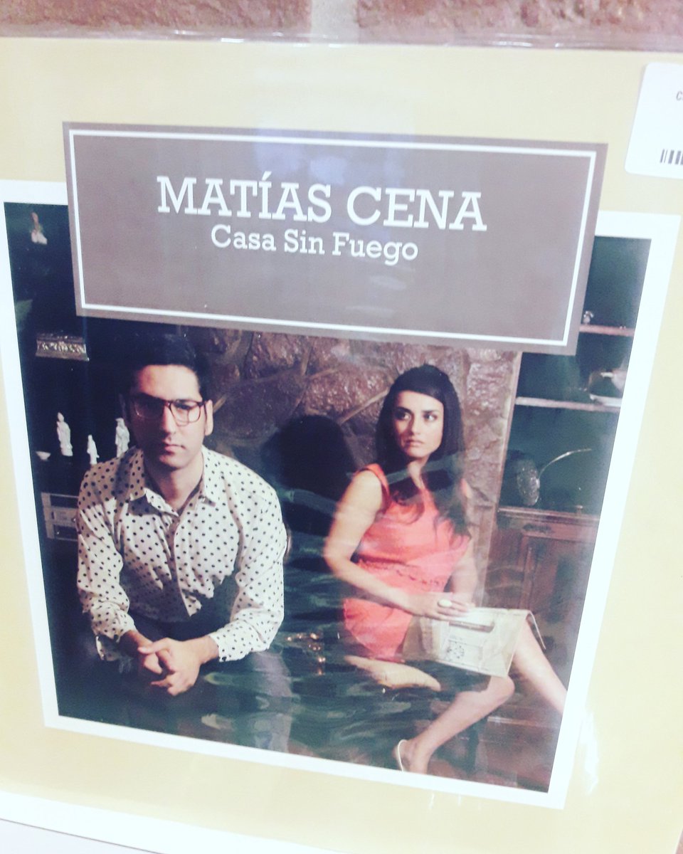 "Casa sin fuego", de <a href="/matiascena/">ｍａｔíａｓ ｃｅｎａ</a>, es otro de los grandes discos disponibles en <a href="/Disqchilena/">Disqueria Chilena</a> 😉