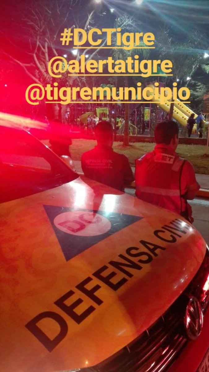 HolaMaga's tweet photo. El equipo de #DefensaCivilTigre presentes en la Inauguración y Remodelación de la Plaza Gral. Manuel Belgrano de Don Torcuato. #DCTigre @MunicipioTigre @alertatigre @EduardoFeijoo @NicoVecchi @PatricioFT1 @PereirasSabry https://t.co/SzwtopQVSC