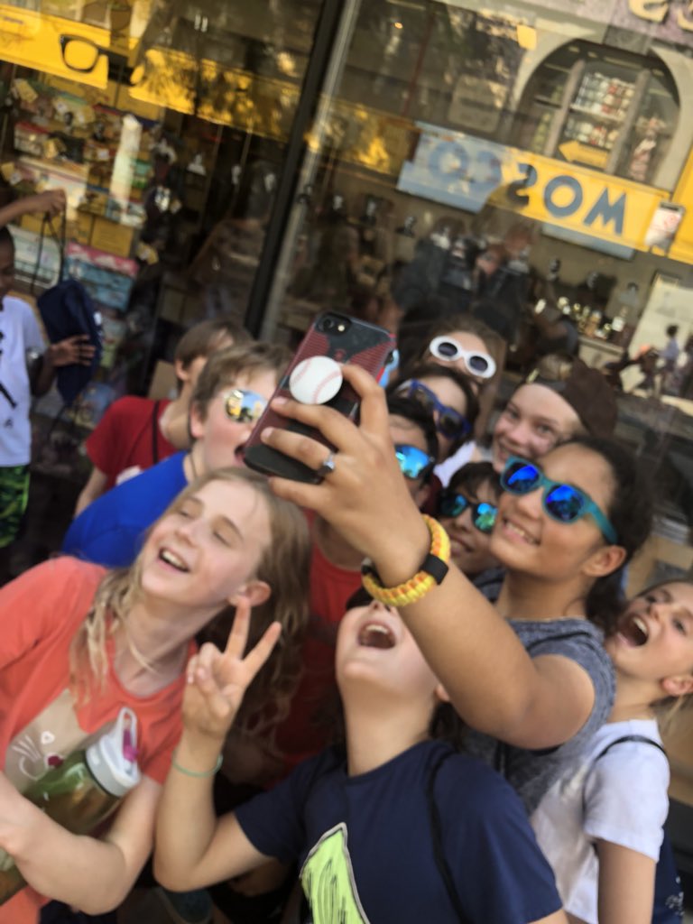 NADNYC2BOSTON's tweet photo. Tenement Museum #fifthgradedays @adventschool #ImmigrationStudy https://t.co/AWywXgHSVt