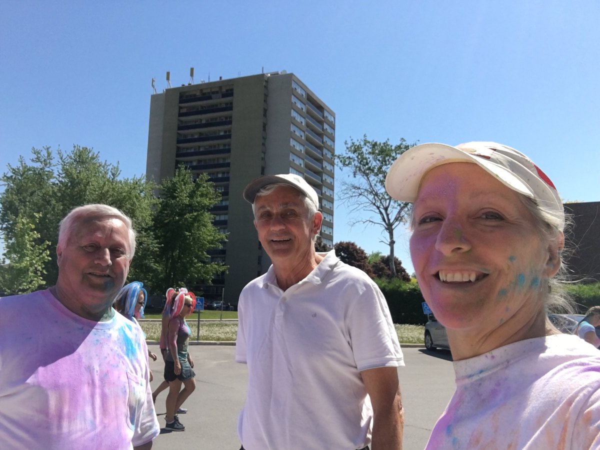 TSlack2's tweet photo. The Colour Run @SPCSSFalcons w @JohnJohnbris @tom_dall @ALCDSB. Fantastic day for a wonderful event supporting the hospital. #colourrun #quintewest #SPCSSfalcons https://t.co/BfBSdxdDJL