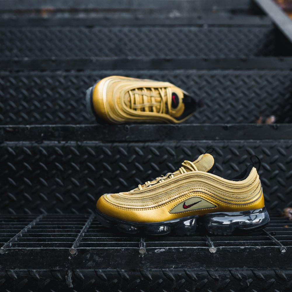 vapormax 97 grade school