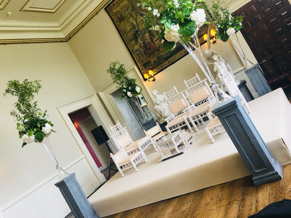 MidlandMandaps's tweet photo. Indian weddings at @elmorecourt #mandap #flowerpillarmandap #elmorecourt #indianweddings #hinduwedding #simplemandap #countryhouseweddings https://t.co/MXZPgBDIQs