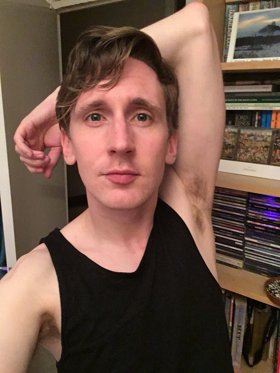 NicwithoutaK83's tweet photo. Feeling myself in this vest
#pitshow https://t.co/sPbM3sCCIQ