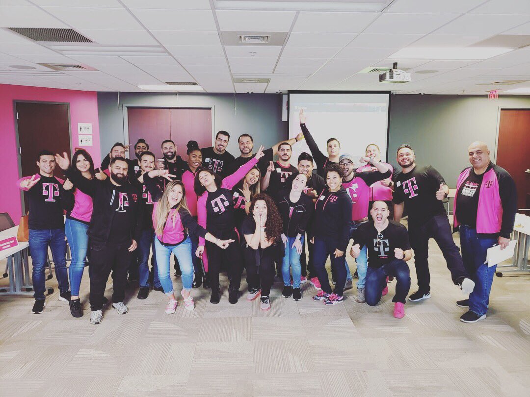monicazavaleta6's tweet photo. Career fair with the crew #careeradvantageprogram #tmobilelife #tmobiletuesday #UnCarrier #oneteam #lovewhatyoudo @JohnLegere @bnash001 @RJGomezIII @pattyc101 @MsVanessaVale @DannyLPTMUS @tmobilecareers https://t.co/ZUtvDKxCuK