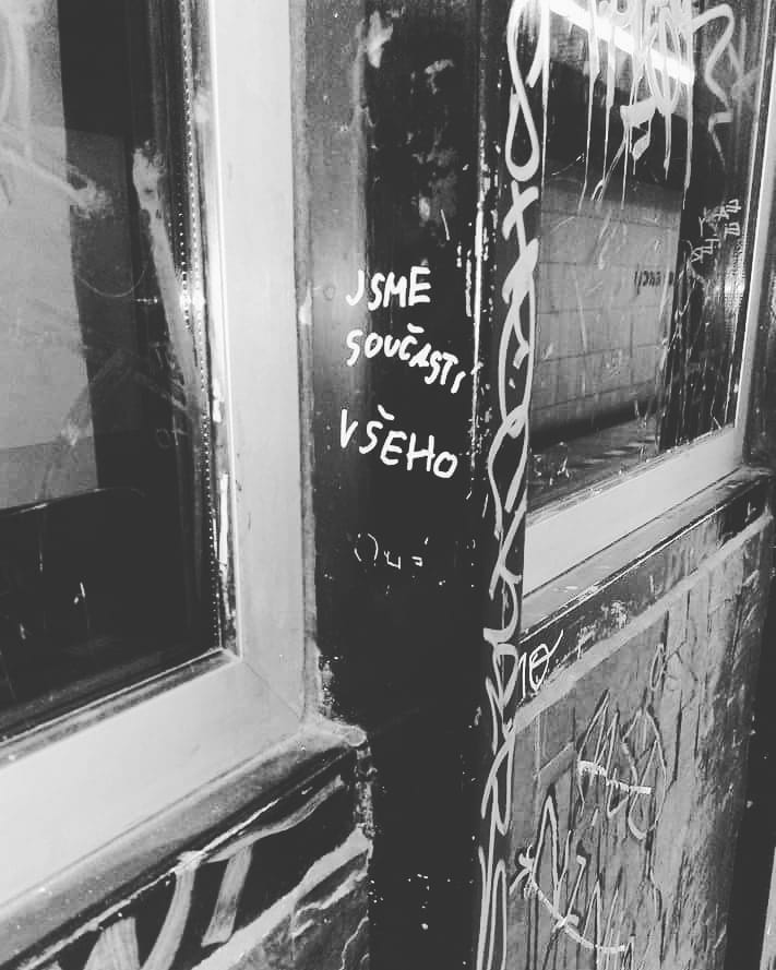 tupypratur's tweet photo. hluboký výkřik do tmy metra
#tupýpratur #tupypratur #hlina_a_led #tupypraturpoetry #poetry #metro #underground #psaní #czech #prague #sentence #wisdom #muchpoet #deep #hloubka #hloubkajakoprase #deepasfuck https://t.co/K4kv3NT5RD