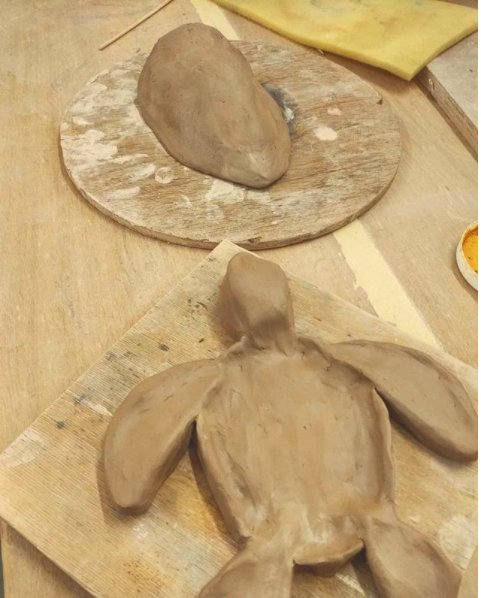 jgreatholder's tweet photo. My first foray into clay since I was a babe. Attempting to bring #TondoTheTurtle to life @mac_birmingham with the #macCamp pottery underwater world led by @barbara_pianca
#kidsandclay #artsandcrafts #potteryanimals #westmidlands #birmingham #halfterm #summertimecrafts https://t.co/0WCjQUun9c