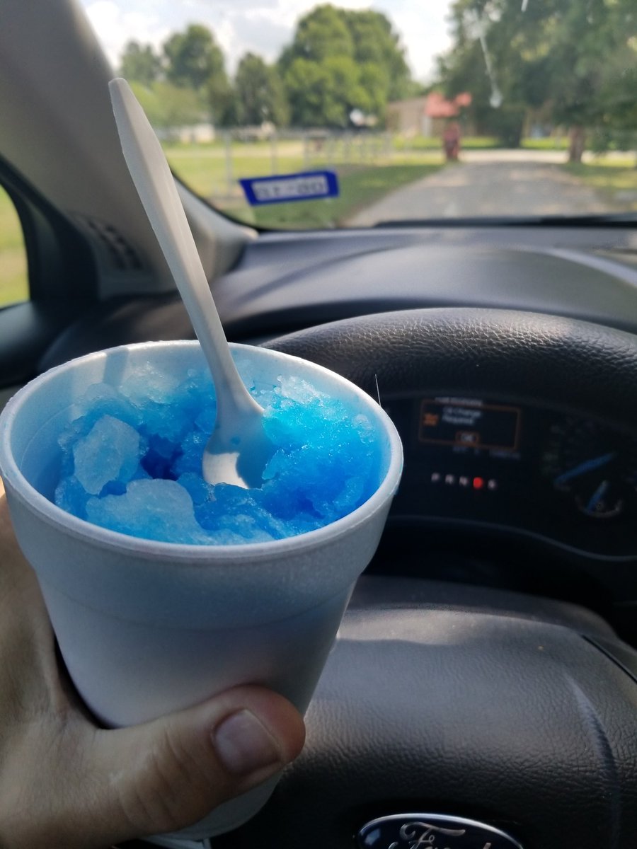 ChrisnDallas's tweet photo. #snocone #bluecoconut
Summer is already here โ๏ธ๐ฅ https://t.co/n09Xf7pnTo