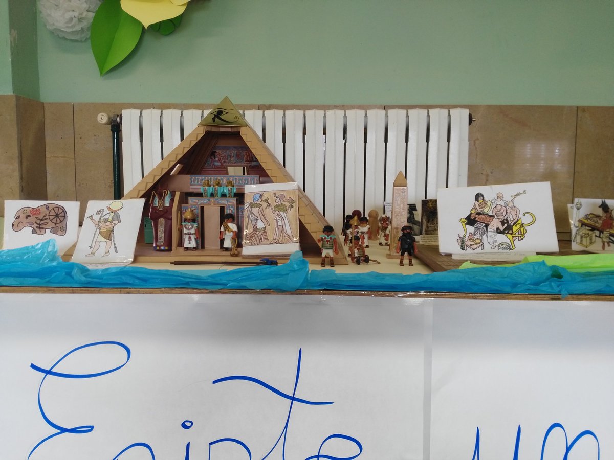malmuni1's tweet photo. #sortimdelaula #petitsprojectes amb l'alumnat de 1er d'ESO. @inslasenia. Veniu a l'Egipte dels faraons? @EvaGarciaLleixa @isacastellsola https://t.co/bIm0INB9vu