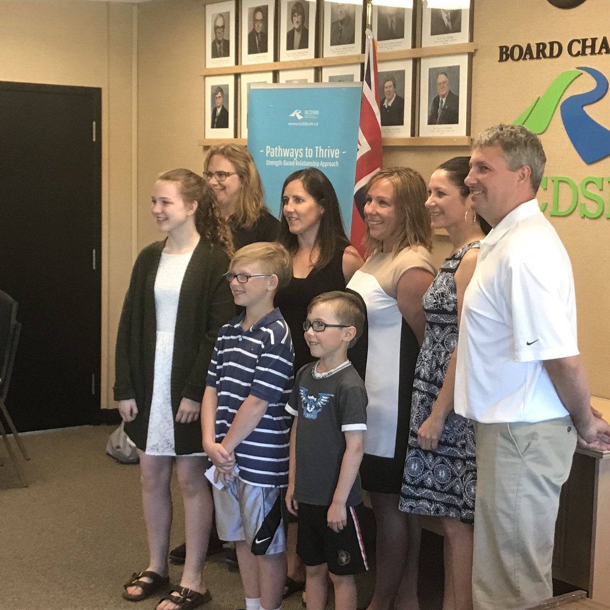Buffone_Pino's tweet photo. Student voice in action @RCDSB ... Jackson in Grade 1, Owen in Grade 5 &amp; Olivia in Grade 8 sharing their deep learning related to citizenship @HermanHornets !!! 👍🏻✌🏻👊🏻 @NewPedagogies https://t.co/jHZQNvQ3Mm