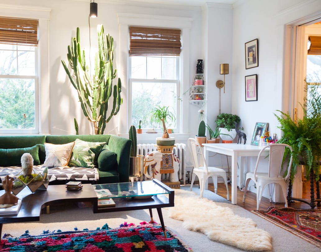 linealighting's tweet photo. #Layeringrugs can add a whole new dimension to your #decor, especially if you find a vintage one that speaks to your sense of style. https://t.co/IA0MJb7JQ3