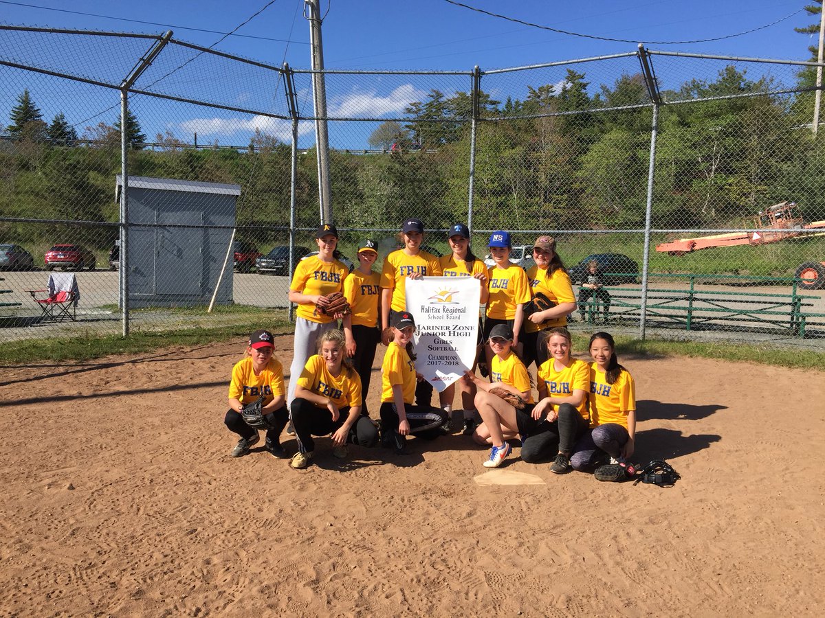 FbjhPe's tweet photo. Mariner Zone Girls Softball Champs!!!
#notabigdeal #fbjh https://t.co/w1y7XUU1u3