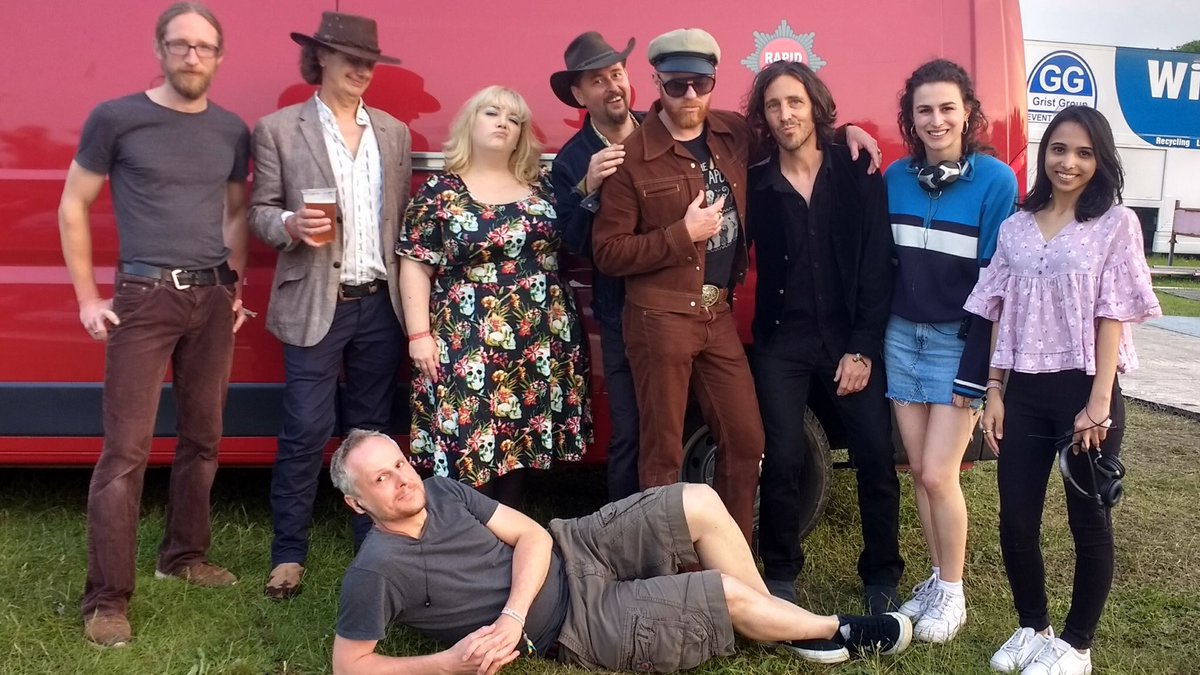 Deadbeats_Apos's tweet photo. Wacking one off @ the wonderful @CommonPeopleOX was truly magical - cheers @NightshiftMag 4 inviting us 2 hang out @ the Uncommon stage - hangover only just wearing off now - may never be the same again. Oxford has some truly awesome music. #innerpeacerecords #tigermendoza #DOTDB https://t.co/8ubEA8lBWa