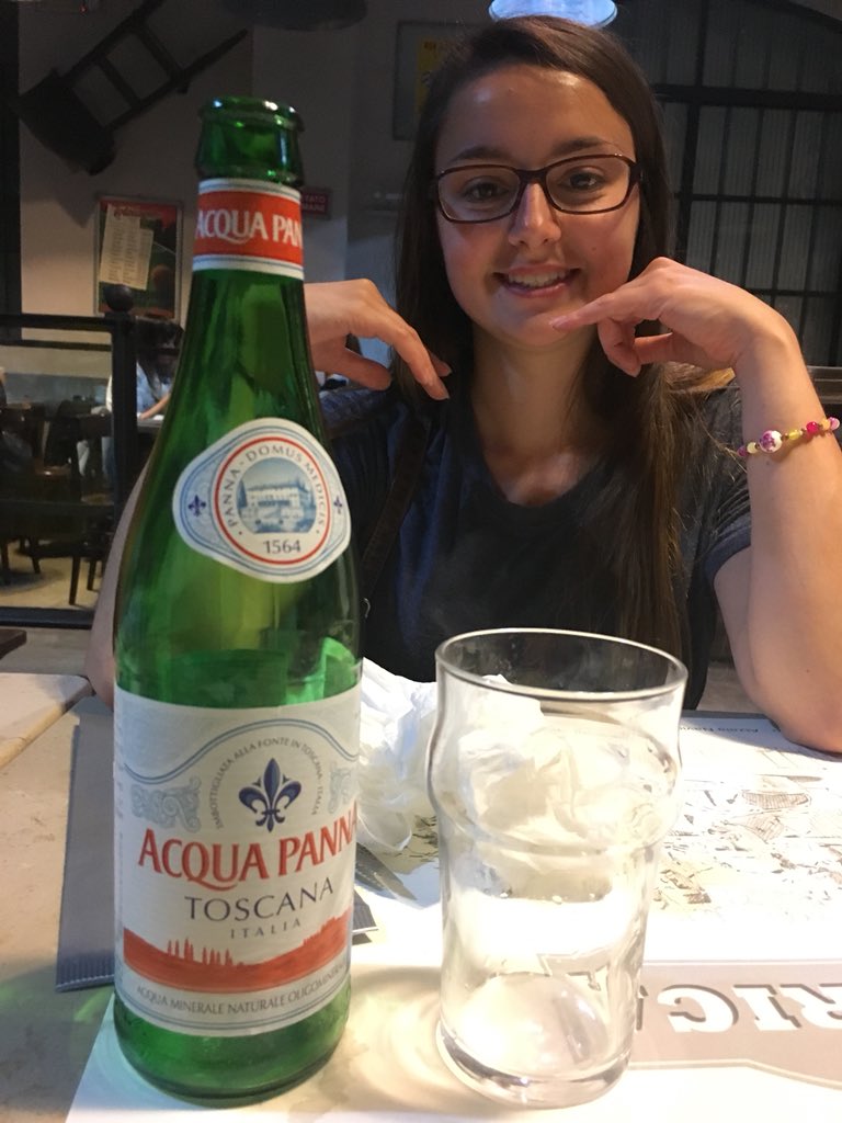 DoumaTaylor's tweet photo. Cultural health: in Italy you usually have to pay for water. This is a physical health risk because you run the risk of becoming dehydrated a lot easier. #CULHLTuwlax @uwldolcevita #2018ldv https://t.co/DYFLRM5dZY