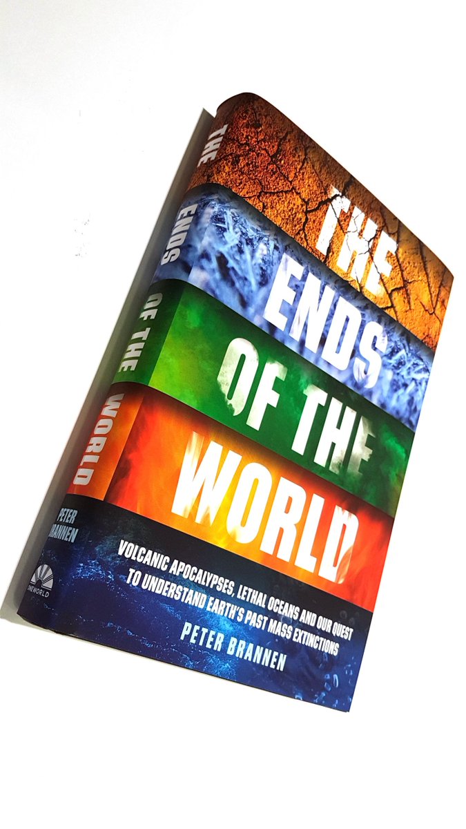 jgilchrist13's tweet photo. Mass extinction event at @Waterstones_Edi w @PeterBrannen1. 5 historical #massextinction events. Various causes inc asteroid ☄️ & volcanoes 🌋 but violent climate change in all. More on the end of the world... in The Ends of the World 📖
#climatechange #endsoftheworld ☠️ https://t.co/pYrlV3AgmJ