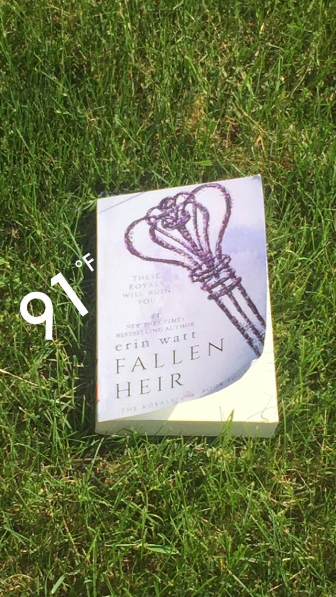 hungryladiesbc's tweet photo. Summer time! These Royals will ruin you. #fallenheir #erinwatt #amreading #books https://t.co/GLTzdcslSU