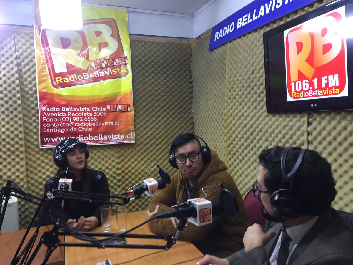 Ya en <a href="/bellavistachile/">Radio Bellavista Chile</a> la gente de la <a href="/teatro_popular/">Escuela Teatro</a> hablando de este proyecto.