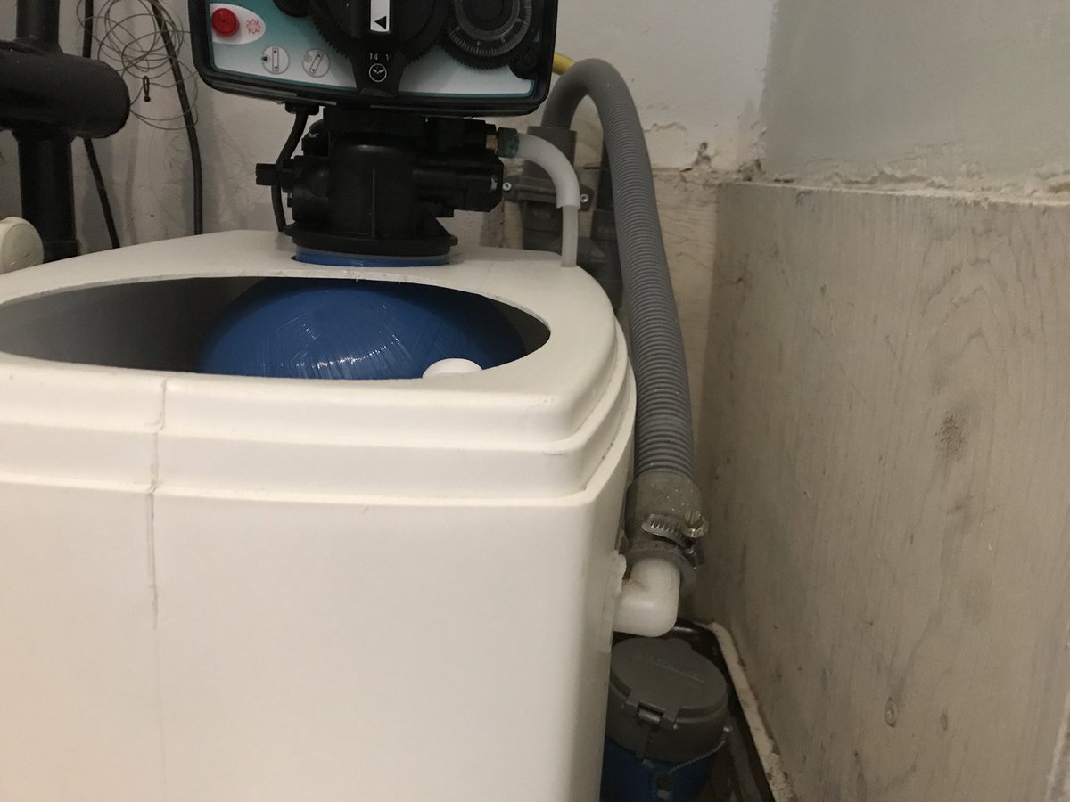 Ik moet hem meegeven, <a href="/teundebeun/">Teundebeun</a> heeft gedacht aan de overloop naar riool! Of het werkt is dan weer een tweede...