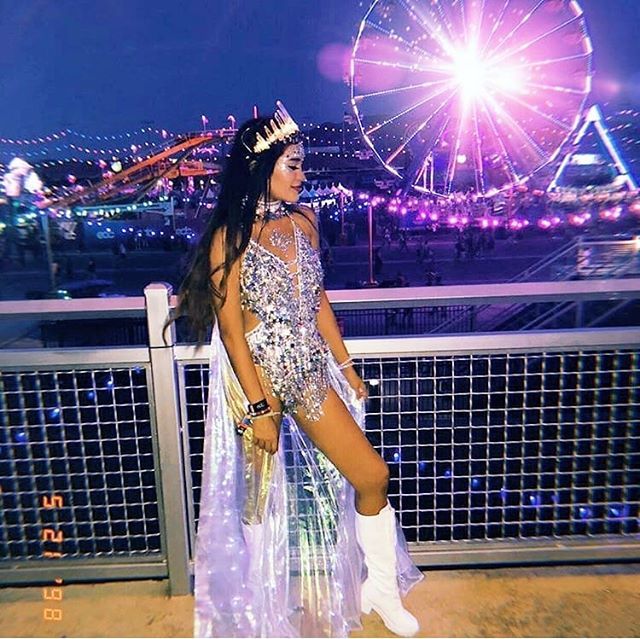 #Festivalinspo from @sillaykimmy 
We're scouting for ambassadors tag a friend obsessed with #festivalculture
@festivalbazaar 
#sequins #festivalife