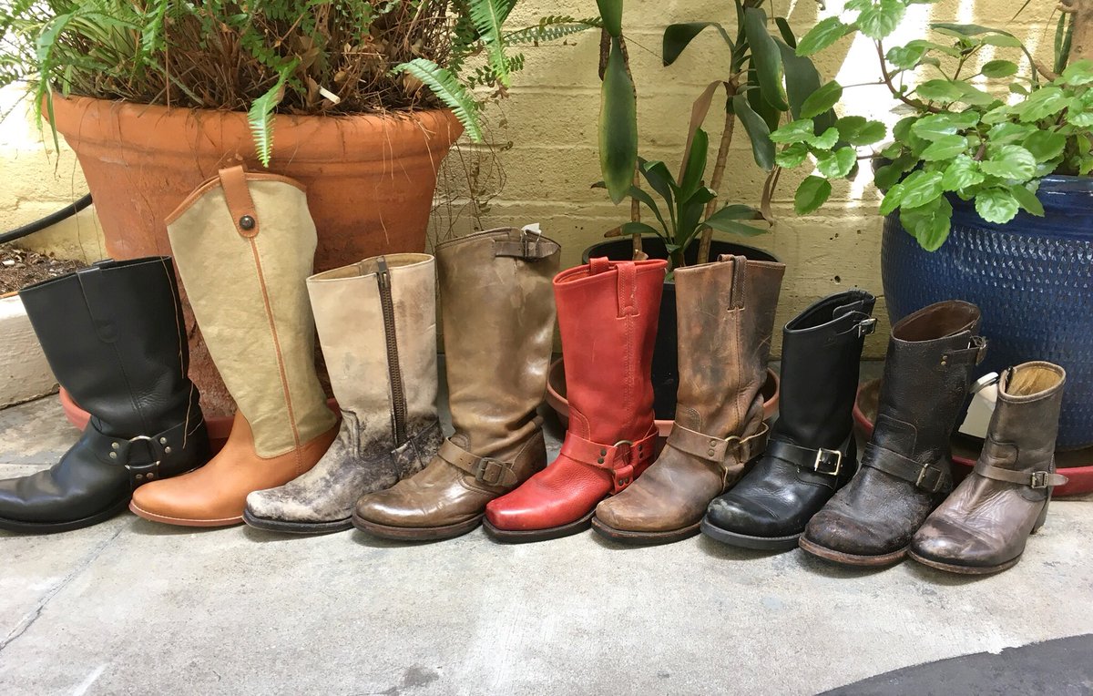 #BuffaloExchange #SanDiego #Hillcrest has #FryeBoots for every day of the week, and then some! #WesternBoots #CowboyBoots #Frye #ThriftFashion #Thrifting #VintageShopping #ShoesDay #ShoesDayTuesday