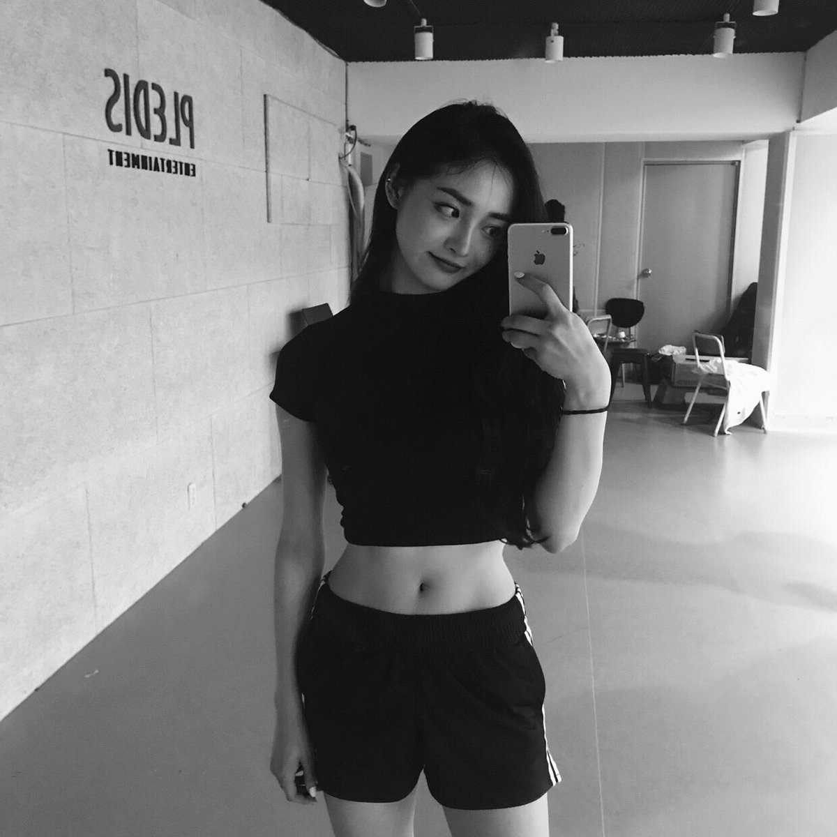 wynnsudlhor's tweet photo. อย่าโชว์แบบนี้บ่อยๆนะ!ใจผมไม่ดีเลยu______uหวงด้วยอะ หวงๆๆๆๆๆ https://t.co/TOLCElcZZ3
