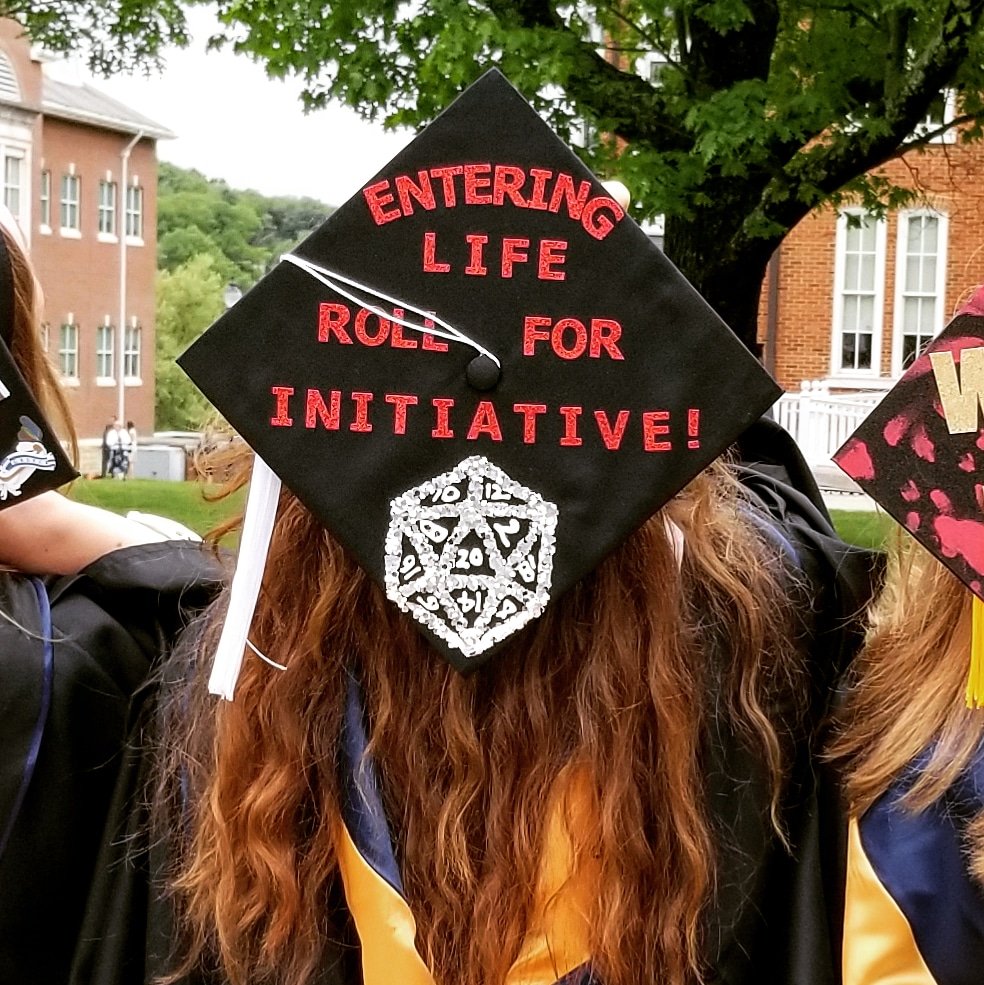 samjocline's tweet photo. Graduated the 19th and finally made it home! I made new and lasting friends and had some amazing adventures. Now it is time to start a new campaign! #graduated #criticalrole https://t.co/whArcW3bd4