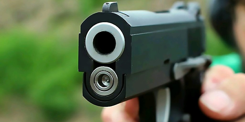 Coonaninc's tweet photo. Who's going to the range today? Or even just to your backyard? Retweet/like! #targettuesday #pewpew #pistol #coonan #357 #rangeenvy https://t.co/HK4NTNahmk