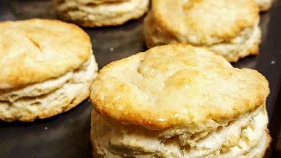 SavourMiss's tweet photo. Happy #NationalBiscuitDay
#tastytuesday #biscuit #Biscuitday https://t.co/Gtt25zzdHJ