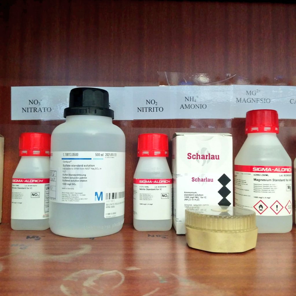 juanmagararc's tweet image. The practicals of @eramusplusswis were done today in the labs of @Ayto_Sevilla with students from Spain🇪🇸, Poland🇵🇱, Lithuania🇱🇹, Romania🇷🇴... We tested the presence of bacteria in tap water and the quality of powdered milk. We enjoyed so much! @ossparis #waterwatchers