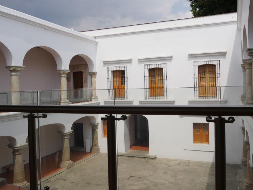 MACOaxaca's tweet photo. #MuseoMaco

Museo de Arte Contemporáneo de Oaxaca de 1992 a la actualidad. https://t.co/ZPmwQ15V0e https://t.co/iTNpJbUTU0