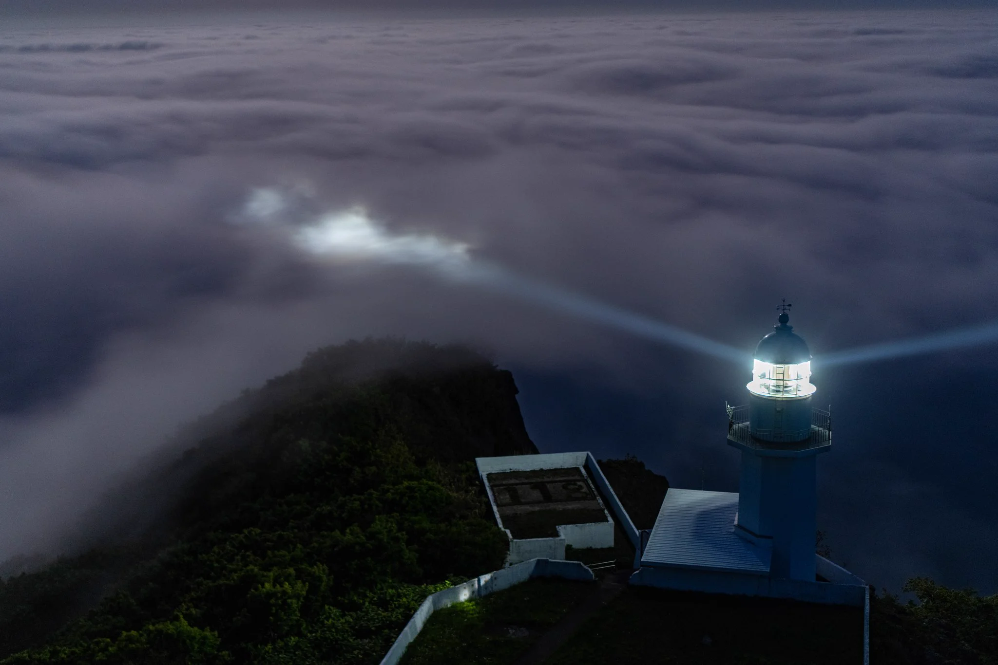 CGじゃないの？！北海道室蘭の地球岬で偶然撮れた幻想的な雲海写真！