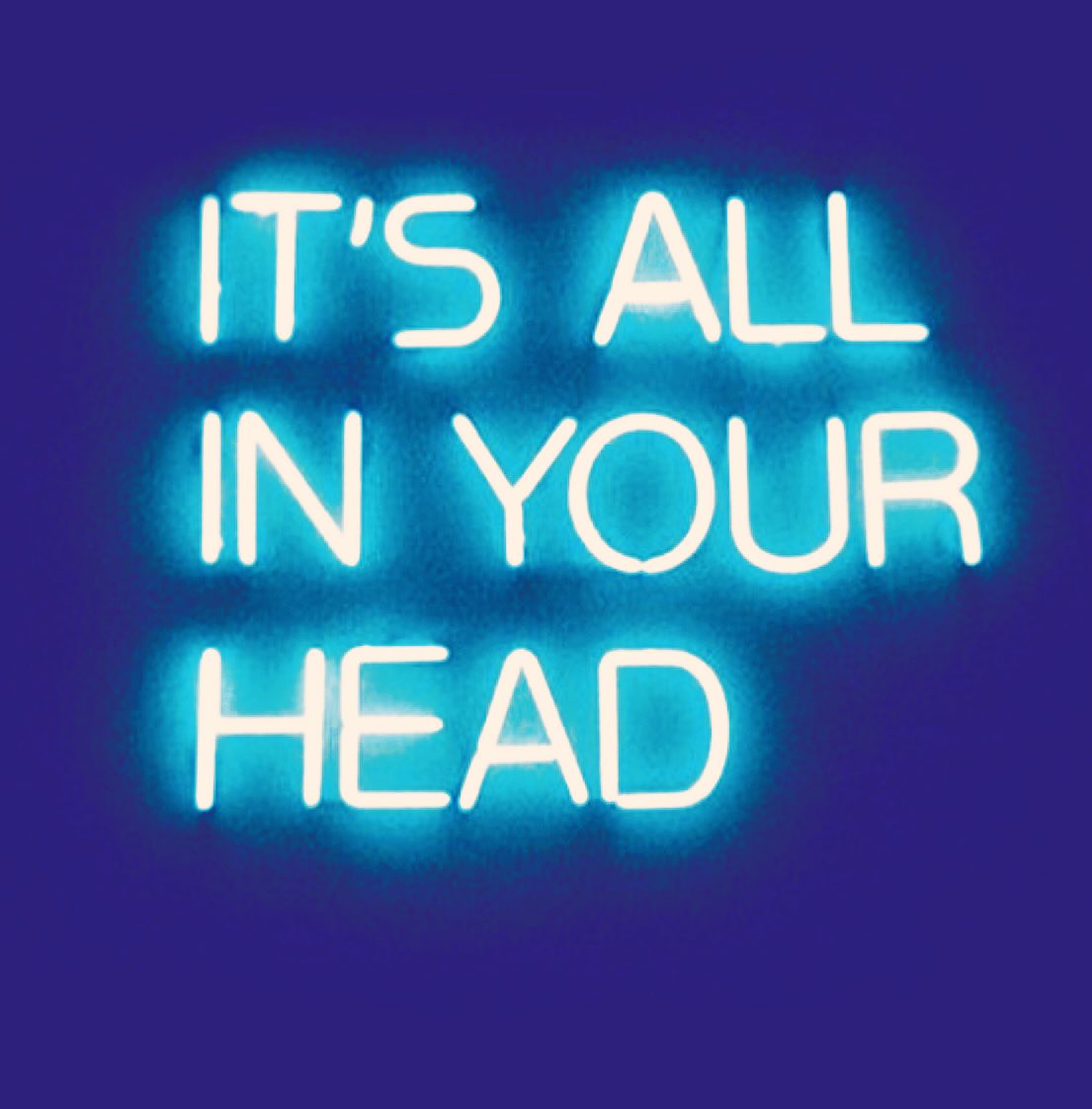 EFECTOHALOOK's tweet photo. It”s all in your head 💜Está todo en tu cabeza 🙆‍♀️ #EfectoHalo 😇 #BuenMiércoles ! https://t.co/bUV4LLXqb2