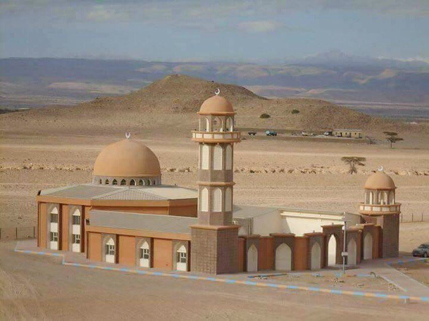 Somarchitecture's tweet photo. 14/30 Jaamacada Maakhir, #Sanaag #Puntland #somaliarchitecture #architecture #nabadiyonolol #architecturelovers #somalimosque #vintagearchitecture #cityscape #city #cities #architecturephotography #reform #repair #restore #reclaim https://t.co/FIxkeEHuLW