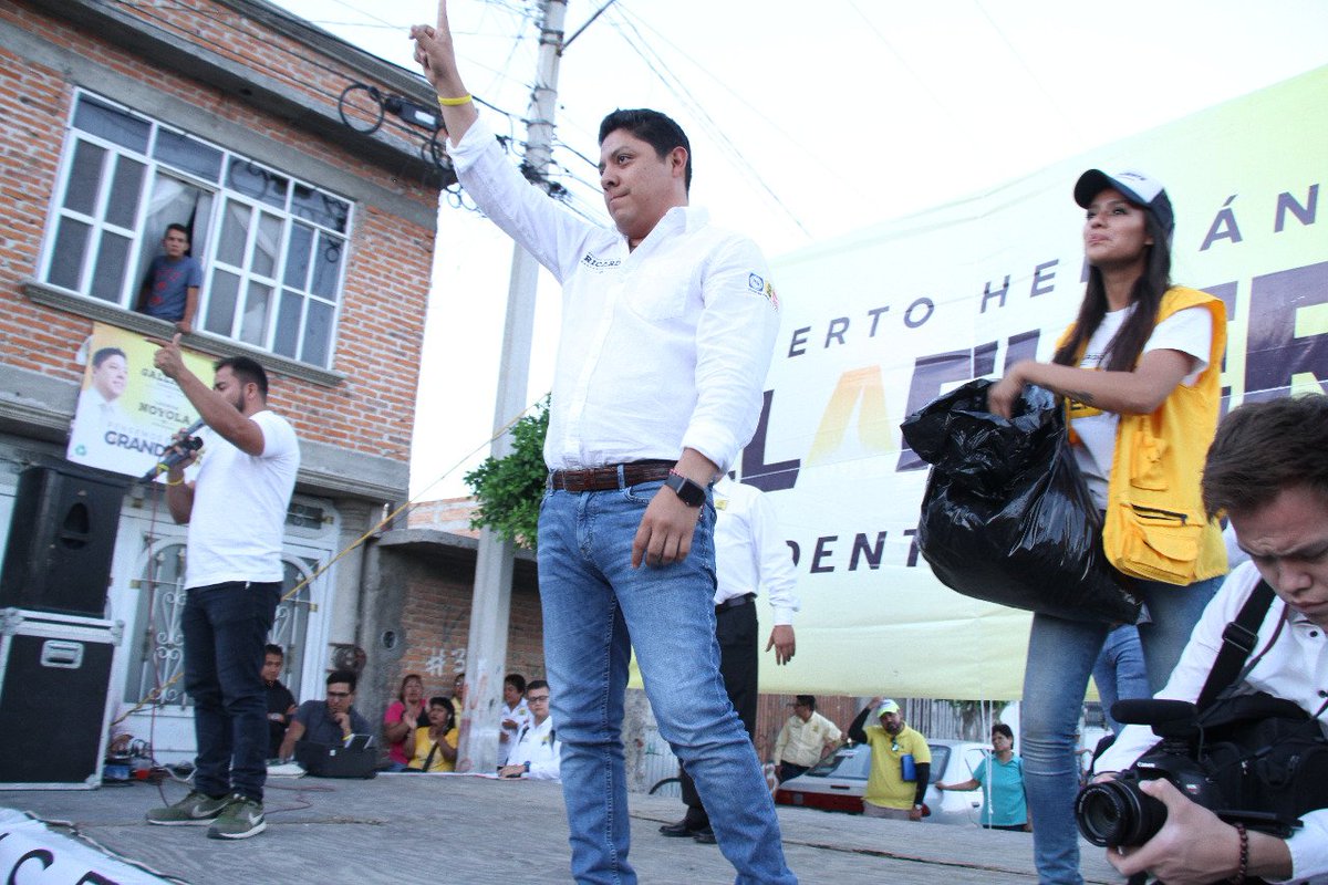 #SLP #Elecciones2018 | @RG_SLP se comprometió a impulsar iniciativas que favorezcan a grupos vulnerables, pues este sector vive actualmente en condiciones de inequidad. 
wp.me/p2C6hV-QVi