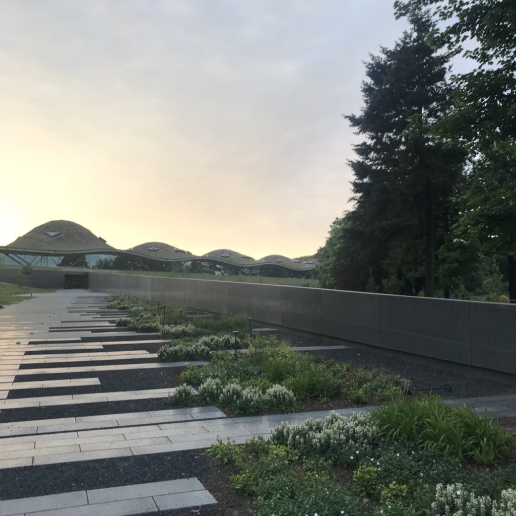 grahasuz's tweet image. Having a sneaky peak at the new @The_Macallan distillery what a building @RobertsonGroup #enchantedforrest #wow