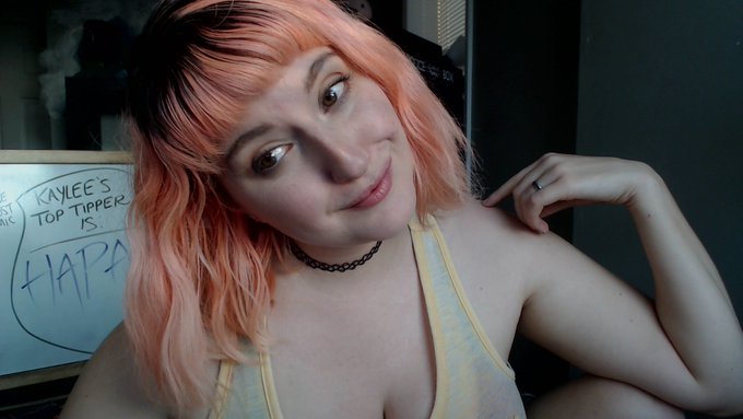 An unusual Tuesday night hang out because I just want to soak up ALL the hang outs with you guys that