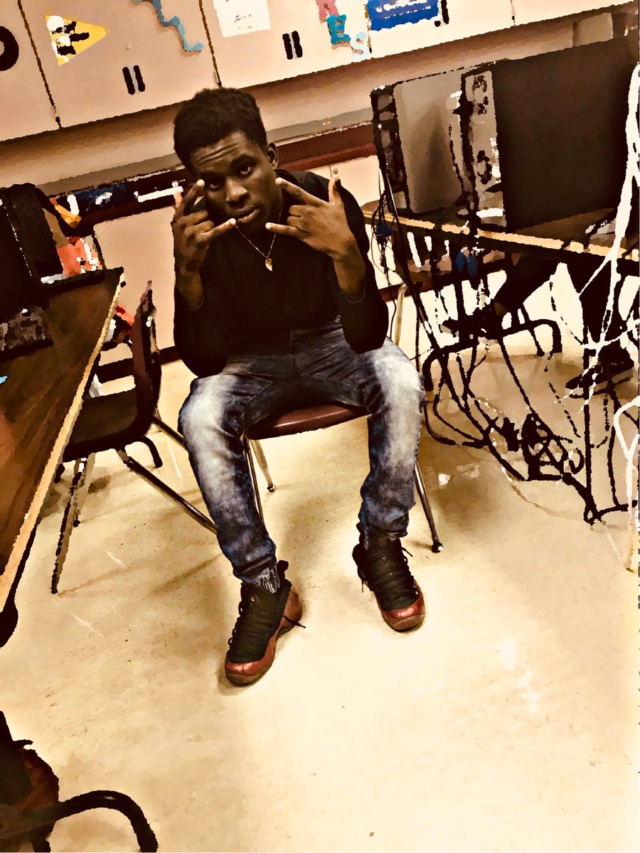 NcAsavo's tweet photo. Long0gang bitch 🤟🏾🔥 https://t.co/EvUTlUISNq