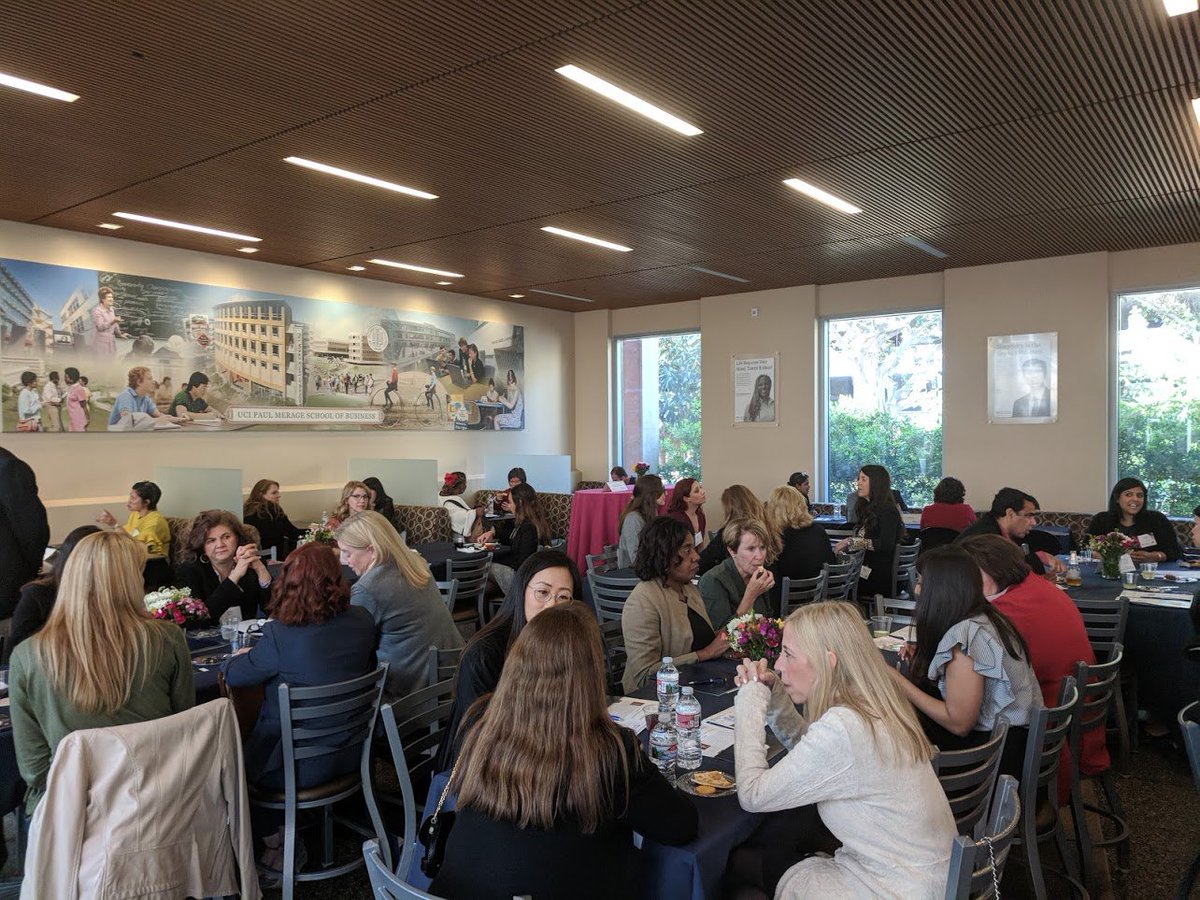 merageFEMBA's tweet photo. Here's a #ThrowbackTuesday for a change - to our Women's Leadership Forum this past Wednesday evening! Thank you to Executive Next Practices Forum and everyone who made this event a success. 
#womenleaders #leadership #meragemba https://t.co/7QtXfK2SWb
