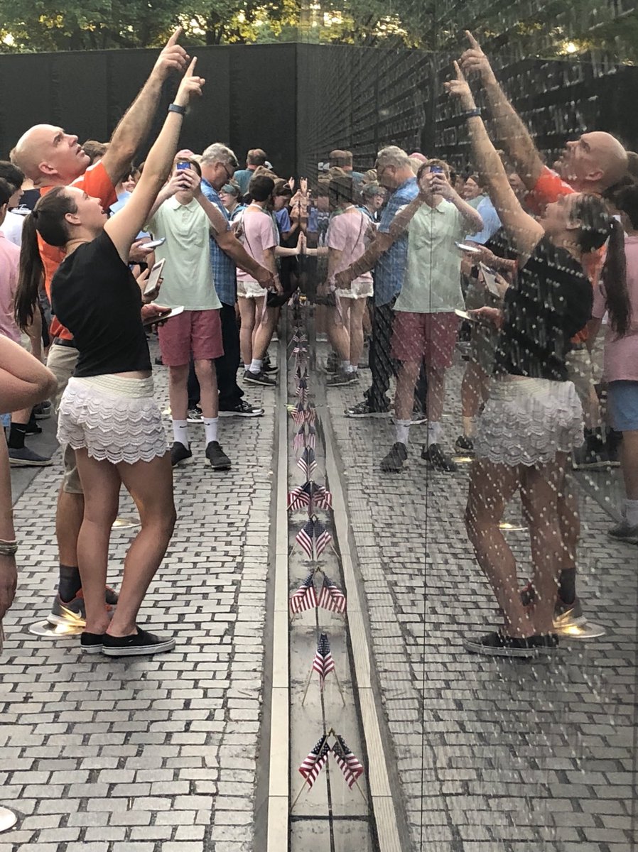 Emily Moore tweet media