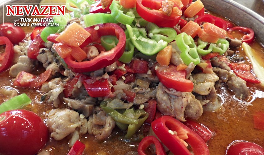 Öğlen yemeği için kimseye söz vermeyin. Nevazen Türk Mutfağına bekliyoruz.