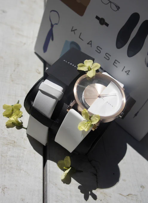 KLASSE14(@KLASSE14_JAPAN )様から素敵な時計を頂きました!やった～!☺️
クーポンコード#marutarでご購入頂くと12%offになるそうです。

https://t.co/QXiRCE4PLj              
@klasse14_japanofficial #OrdinarilyUnique #klasse14 