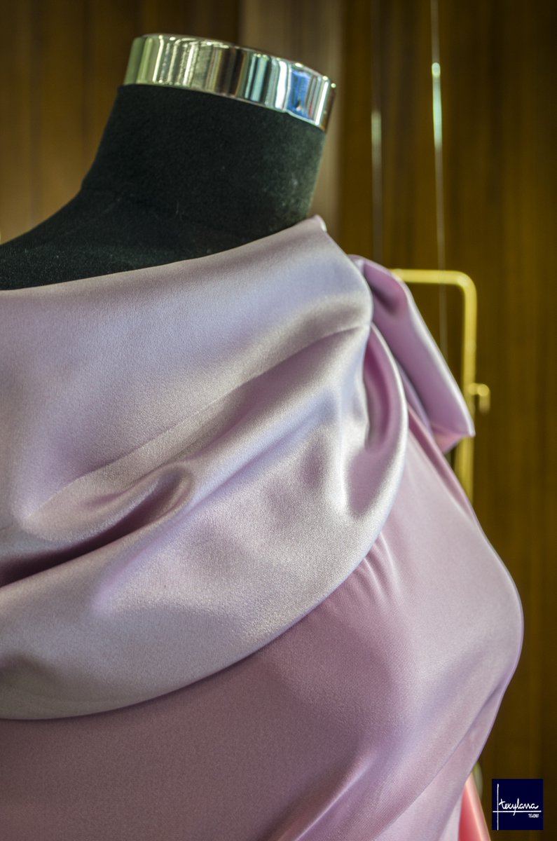 TejidosTexylana's tweet image. Nos encantan lo especiales y preciosos que lucen los crepes satén. 😍 ¡Un tejido que ofrece innumerables opciones!
¿A qué pieza lo incorporarías? 

#Tejidos #Crepes #ModaAMedida #Jaén