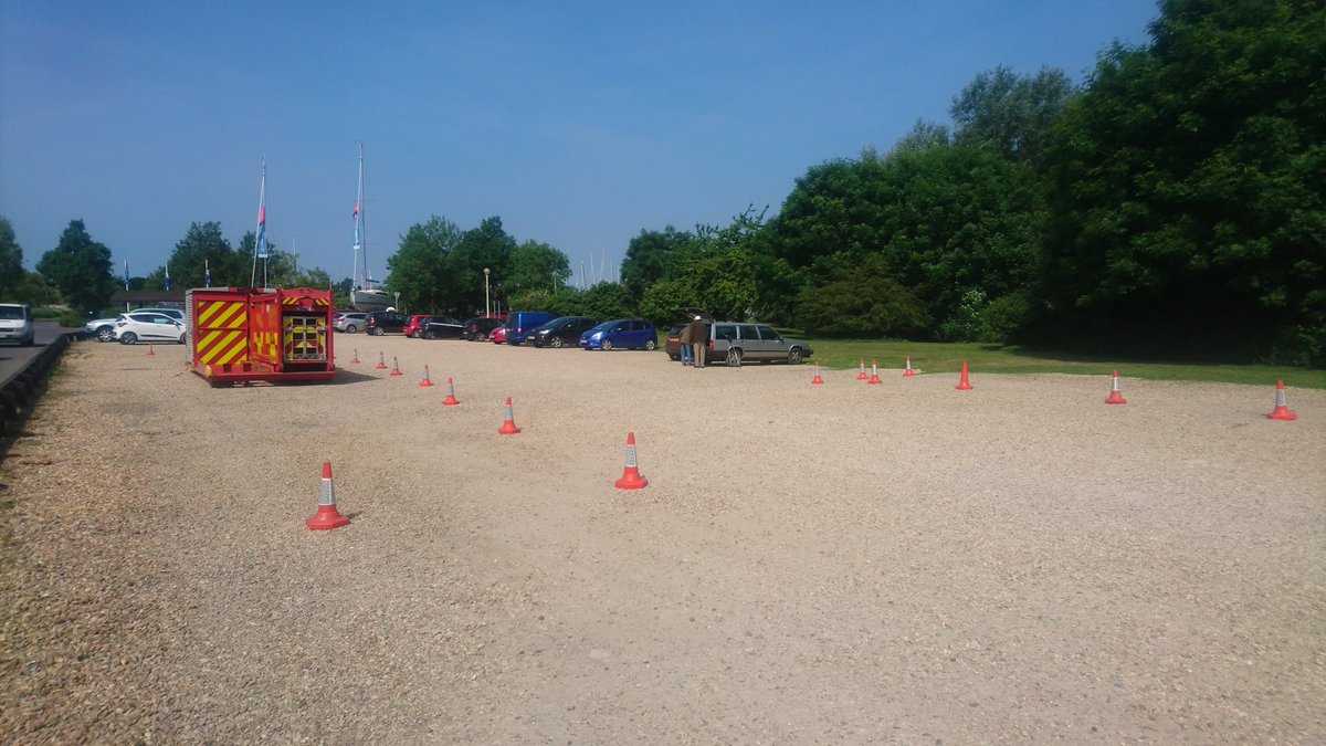 russmoore44's tweet photo. Another beautiful day, this time for D watch @WestSussexFire MOC training @HVPCapability down at Chichester Marina https://t.co/Q7ZTUCslp8